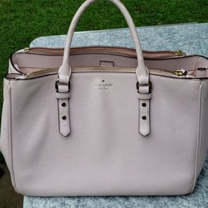  Evangelie Larchmont Avenue - Satchel
